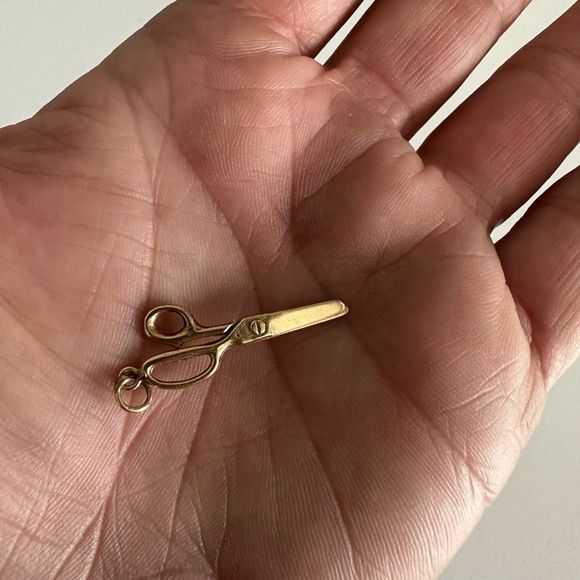 14K Gold Scissors Charm - Picture 2 of 5
